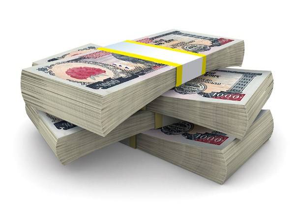 money-bundle_rs_1000_Us4eqBIKBv